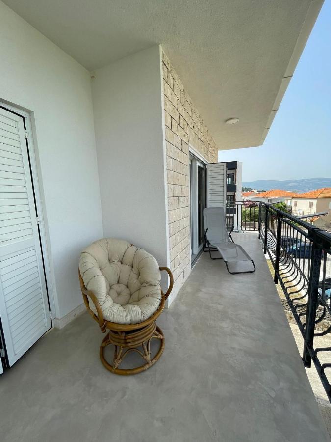 Apartment Capitano Слатине Экстерьер фото