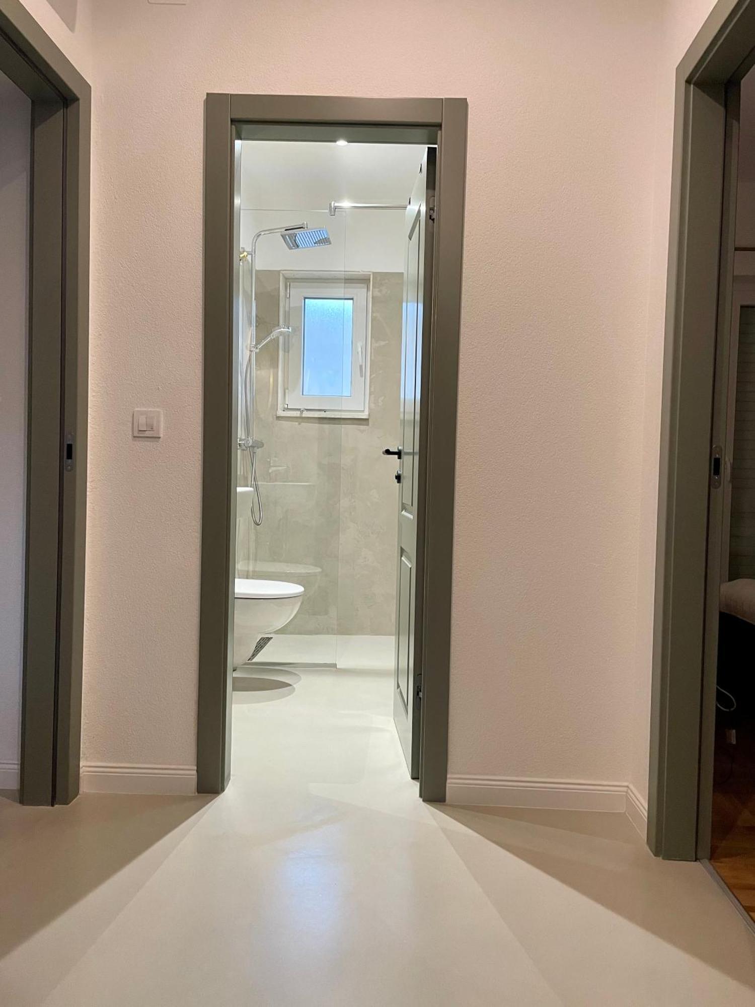 Apartment Capitano Слатине Экстерьер фото