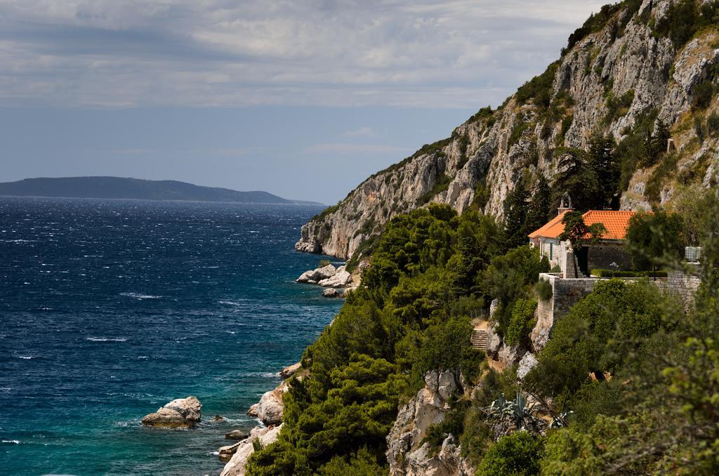 Apartment Capitano Слатине Экстерьер фото